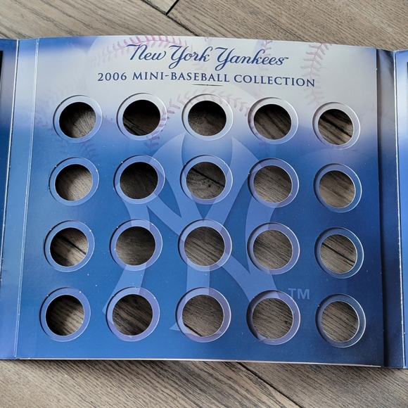 NY Yankees 2006 Mini Baseball Collection - Picture 5 of 10